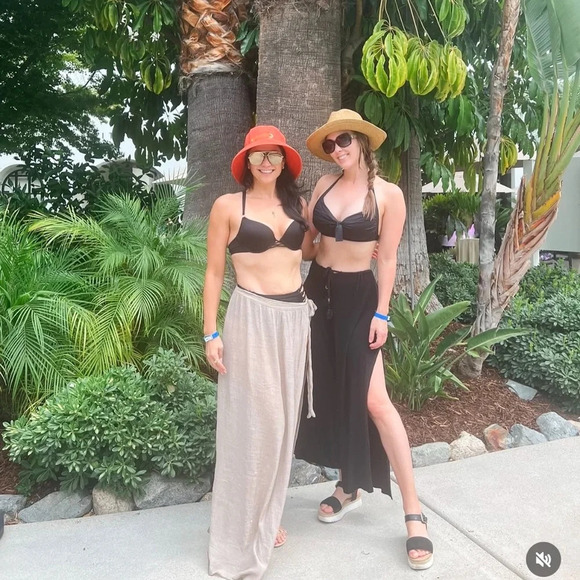 Becca side slit pants - Picture 5 of 5